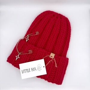 Handmade Chunky Beanie — Puffy Knit Hat, Cozy & Warm (Red)